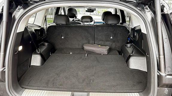 Hyundai Ioniq 9 5 of 14
