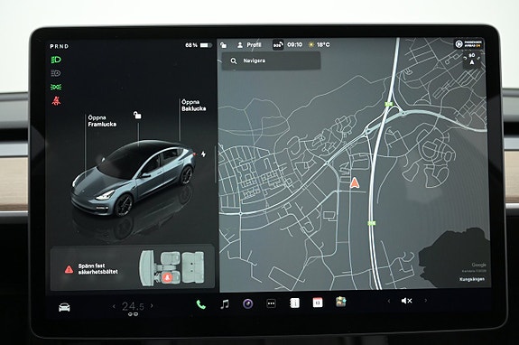 Tesla Model 3 21 of 27