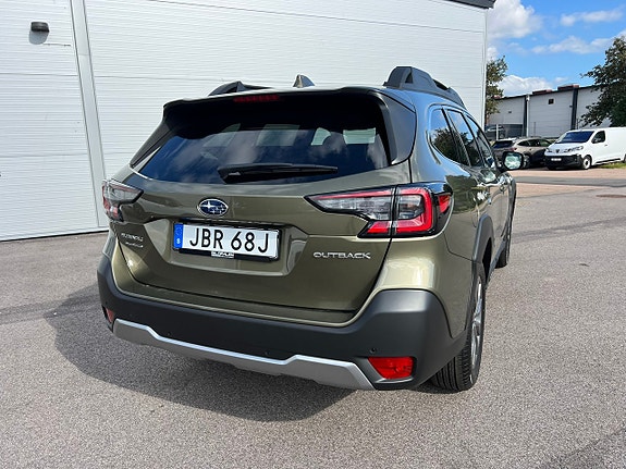Subaru Outback 16 of 23
