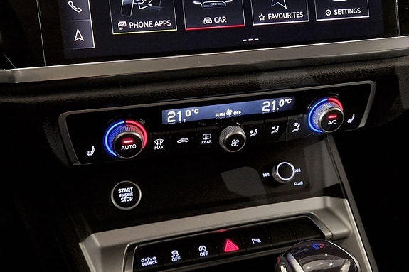 Audi Q3 14 of 17