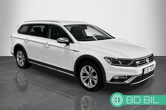 Volkswagen Passat Alltrack 6 of 22