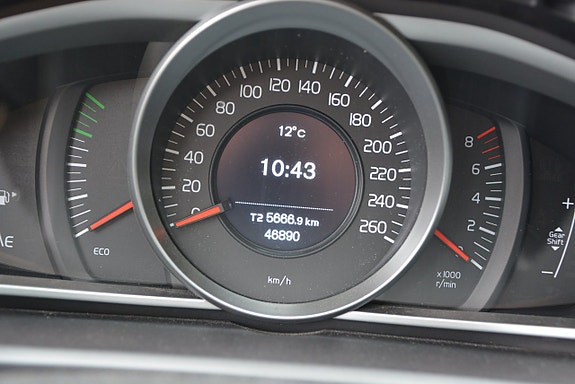 Volvo V40 7 of 11