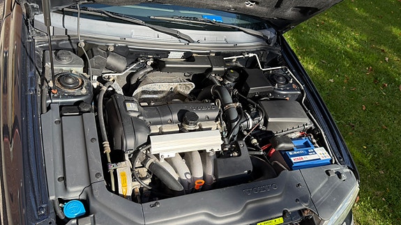 Volvo V40 6 of 6