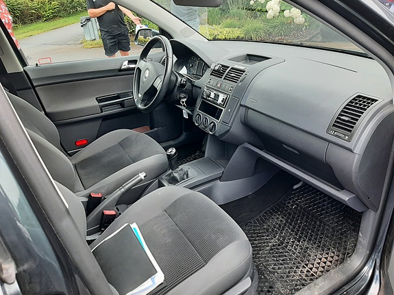 Volkswagen Polo 4 of 4