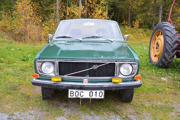 Volvo 142 2 of 11
