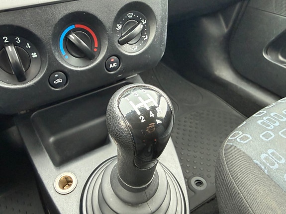 Ford Fiesta 14 of 16
