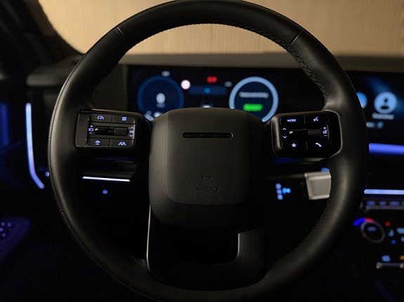 Hyundai Santa Fe 21 of 28