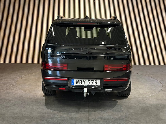 Hyundai Santa Fe 5 of 28