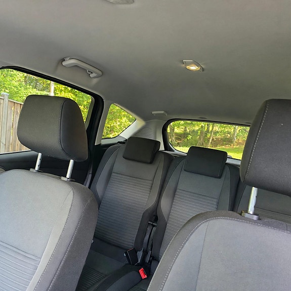 Ford C-Max 5 of 12