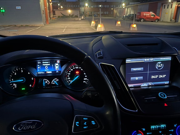 Ford C-Max 7 of 12