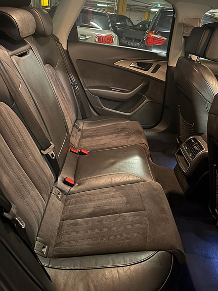 Audi A6 allroad 14 of 16