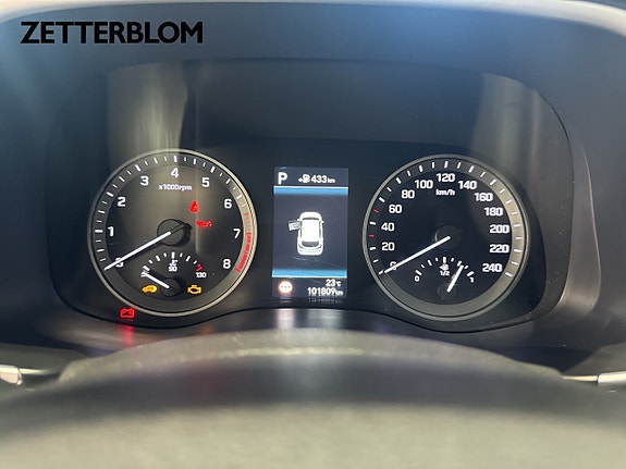 Hyundai Tucson 11 of 16
