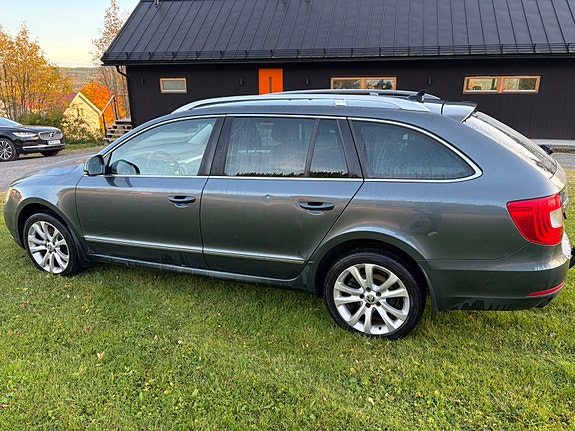 Skoda Superb 4 of 12