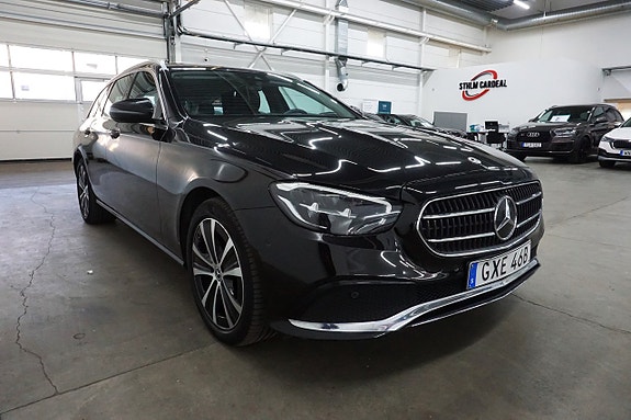 Mercedes-Benz E300 6 of 26