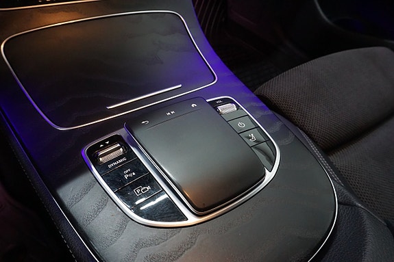 Mercedes-Benz E300 17 of 26