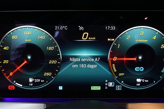 Mercedes-Benz E300 23 of 26