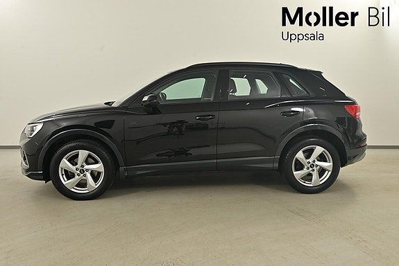 Audi Q3 7 of 12