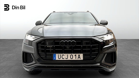 Audi Q8 4 of 19