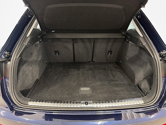 Audi Q3 9 of 12