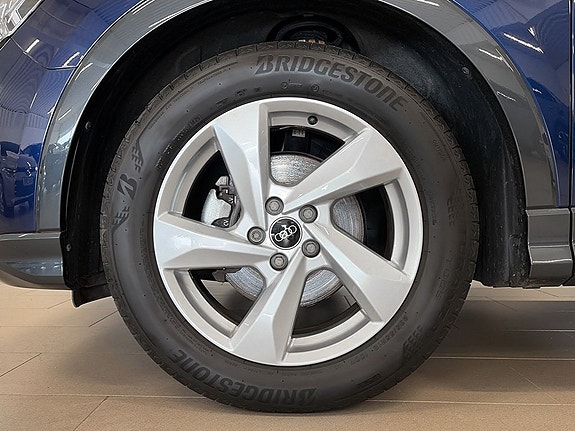 Audi Q3 8 of 12