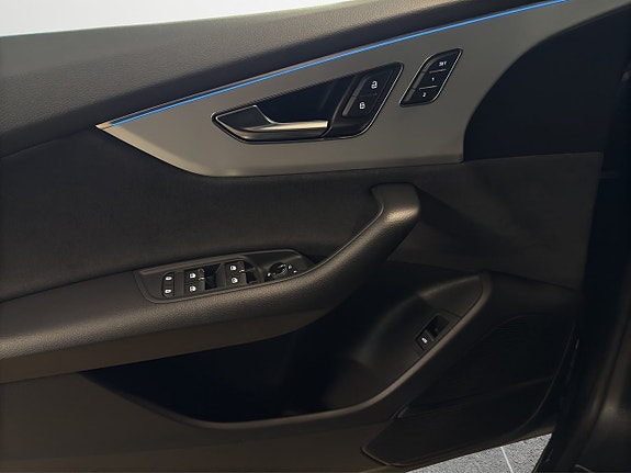 Audi Q8 9 of 17