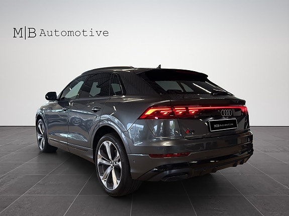 Audi Q8 4 of 17