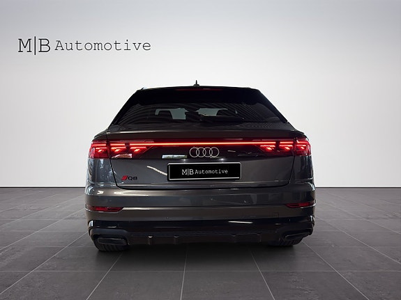 Audi Q8 5 of 17