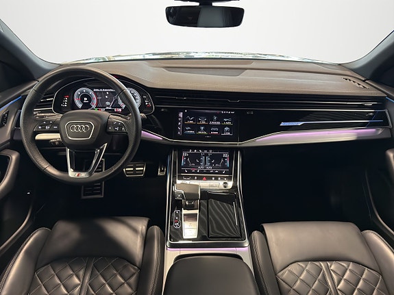 Audi Q8 13 of 17