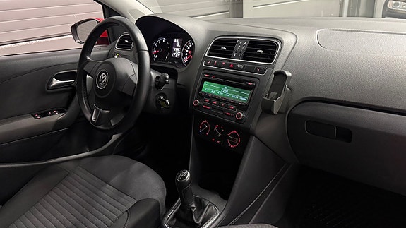 Volkswagen Polo 17 of 21