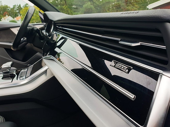 Audi Q8 13 of 30