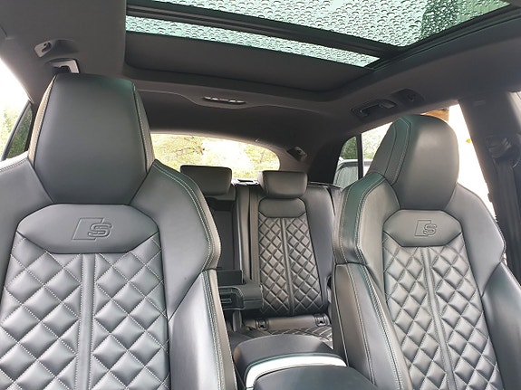 Audi Q8 5 of 30