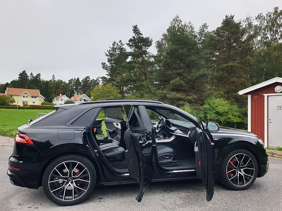 Audi Q8 17 of 30