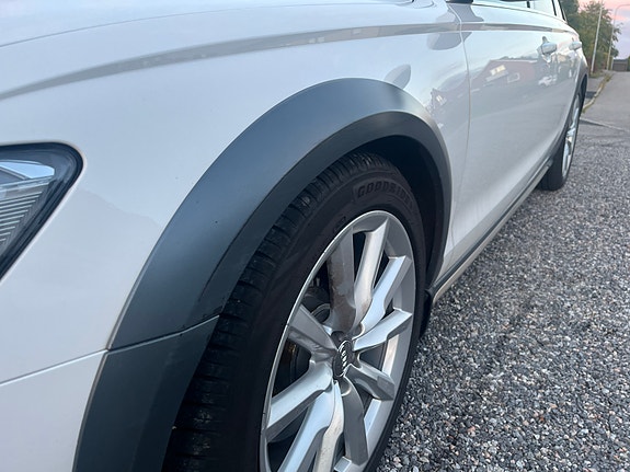 Audi A6 allroad 5 of 5