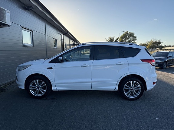 Ford Kuga 5 of 16