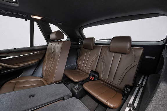 BMW X5 28 of 28