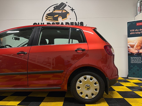 Volkswagen Golf Plus 11 of 30