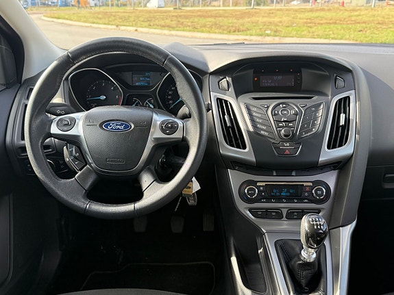 Ford Focus 14 of 21