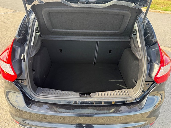 Ford Focus 19 of 21