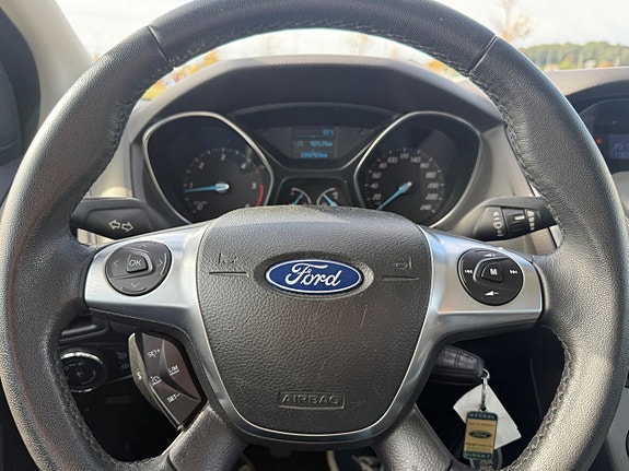 Ford Focus 15 of 21
