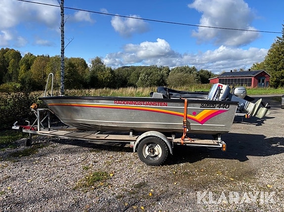 Båt Scorpion 440 35hk med trailer 80km/h 2 of 6