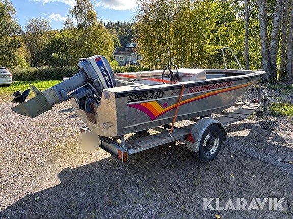 Båt Scorpion 440 35hk med trailer 80km/h 5 of 6
