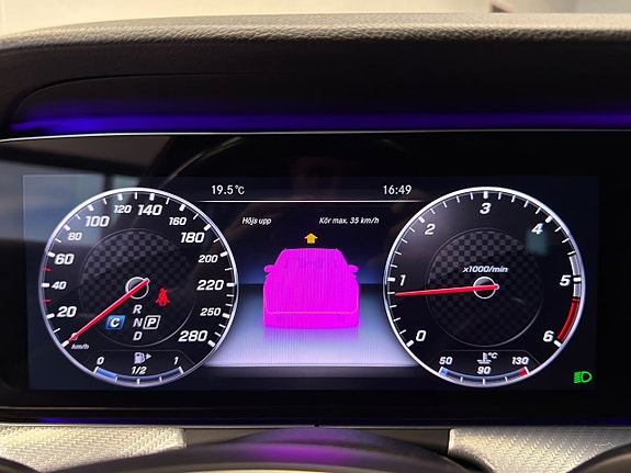 Mercedes-Benz E220 d 25 of 30