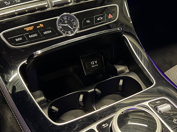 Mercedes-Benz E220 d 28 of 30