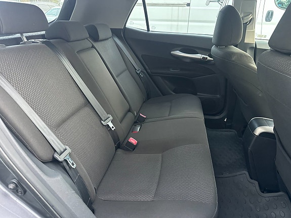 Toyota Auris 16 of 19