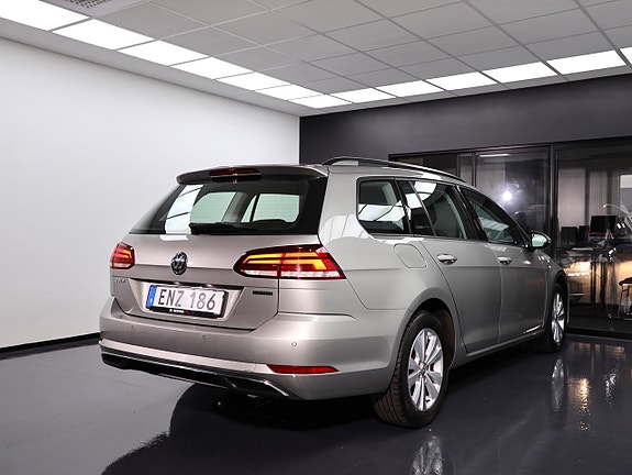Volkswagen Golf SW 1.4 TSI 125 ch Flexfuel E85 • Caméra de recul • Radars • Sièges chauffants