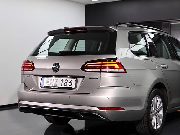 Volkswagen Golf SW 1.4 TSI 125 ch Flexfuel E85 • Caméra de recul • Radars • Sièges chauffants