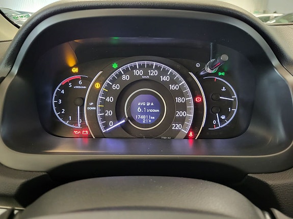 Honda CR-V 13 of 13