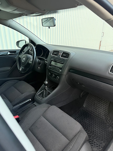 Volkswagen Golf VI 5 of 6