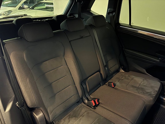 Volkswagen Tiguan Allspace 25 of 27