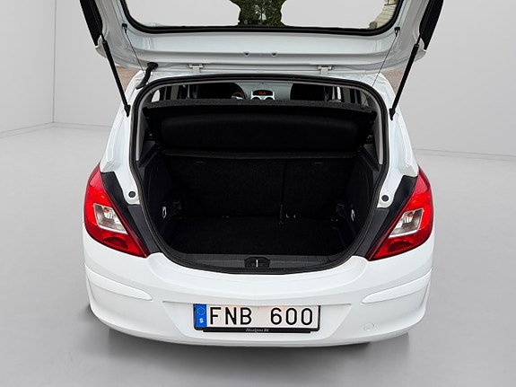 Opel Corsa 8 of 14